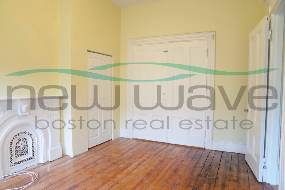 35 Dwight St, South End