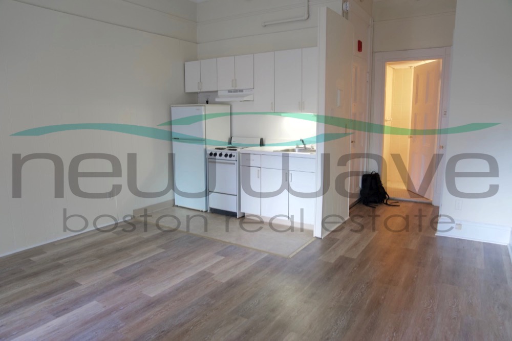 62 Boylston St, Downtown