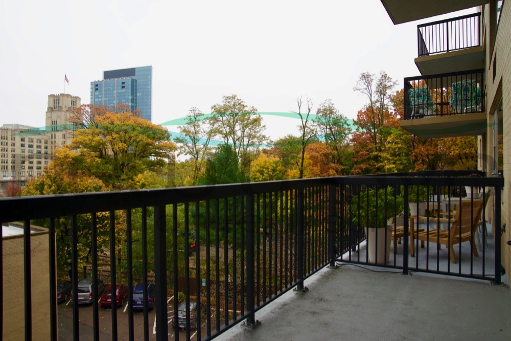 101 Monmouth St, Coolidge Corner