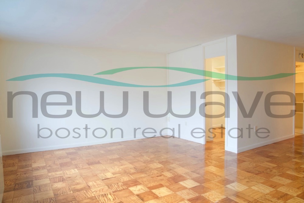 101 Monmouth St, Coolidge Corner