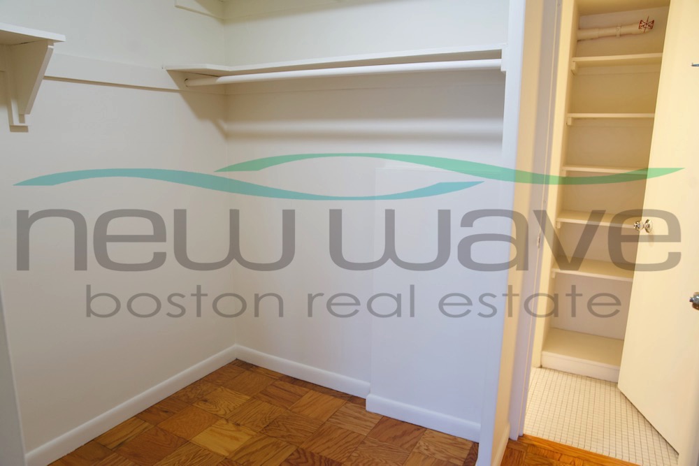 101 Monmouth St, Coolidge Corner