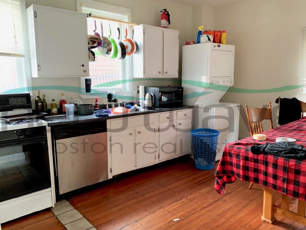 839 Parker St, Mission Hill