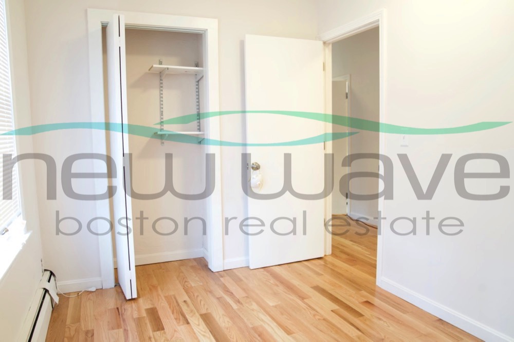 6 Bickford Ave, Mission Hill