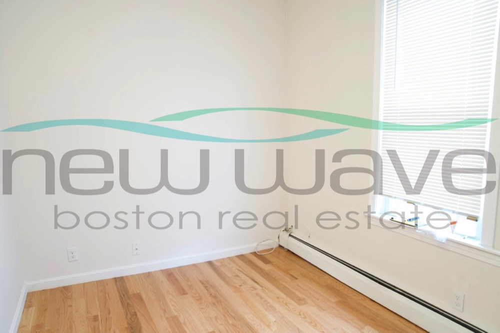 6 Bickford Ave, Mission Hill