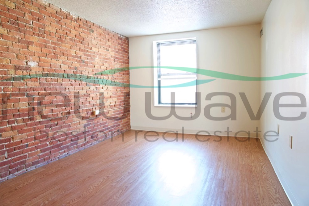 66 Westland Ave, Fenway