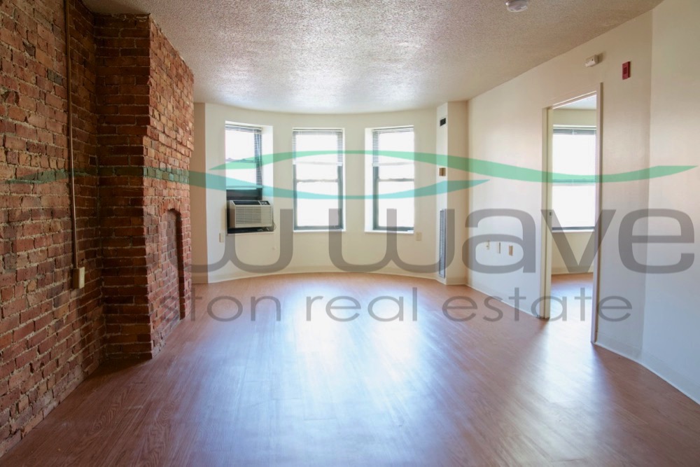 66 Westland Ave, Fenway