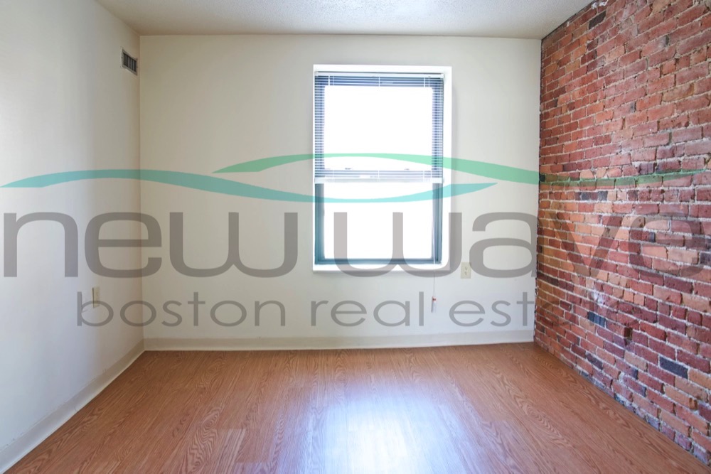 66 Westland Ave, Fenway