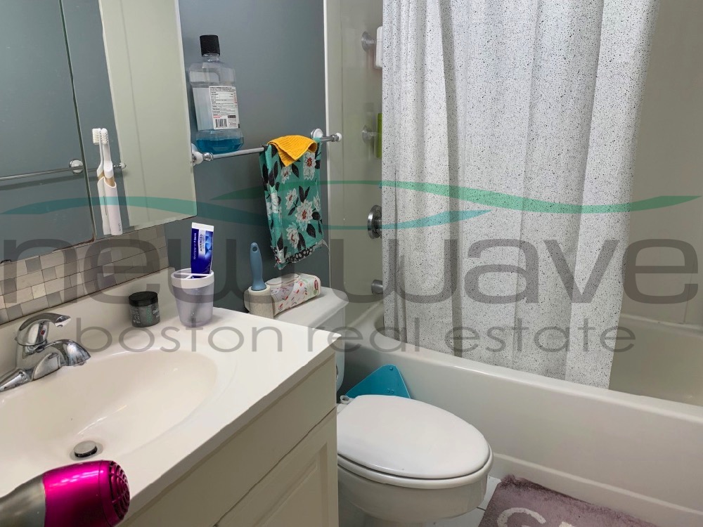 108 Peterborough St, Fenway