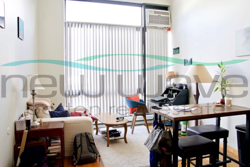 12 Stoneholm St, Fenway