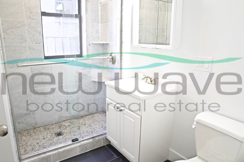 11 Queensberry St, Fenway