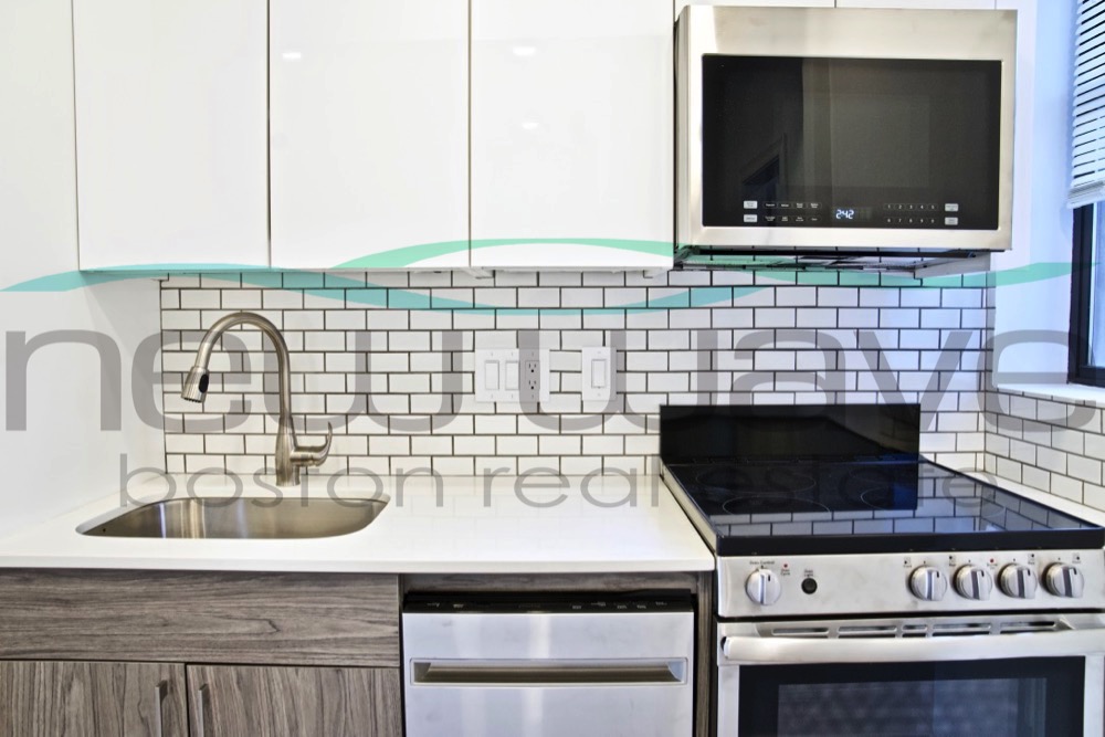 11 Queensberry St, Fenway