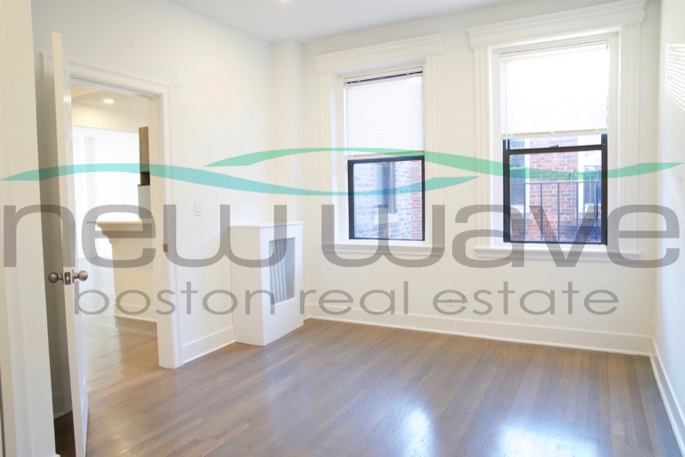 11 Queensberry St, Fenway