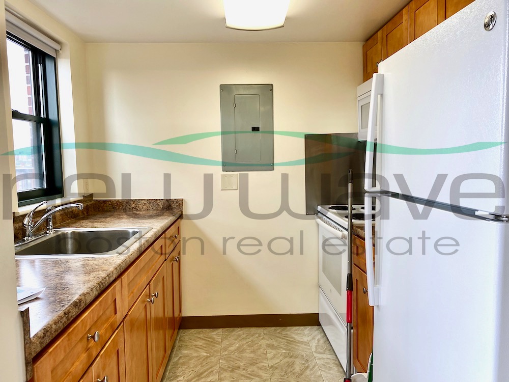 400 Massachusetts Ave, South Boston