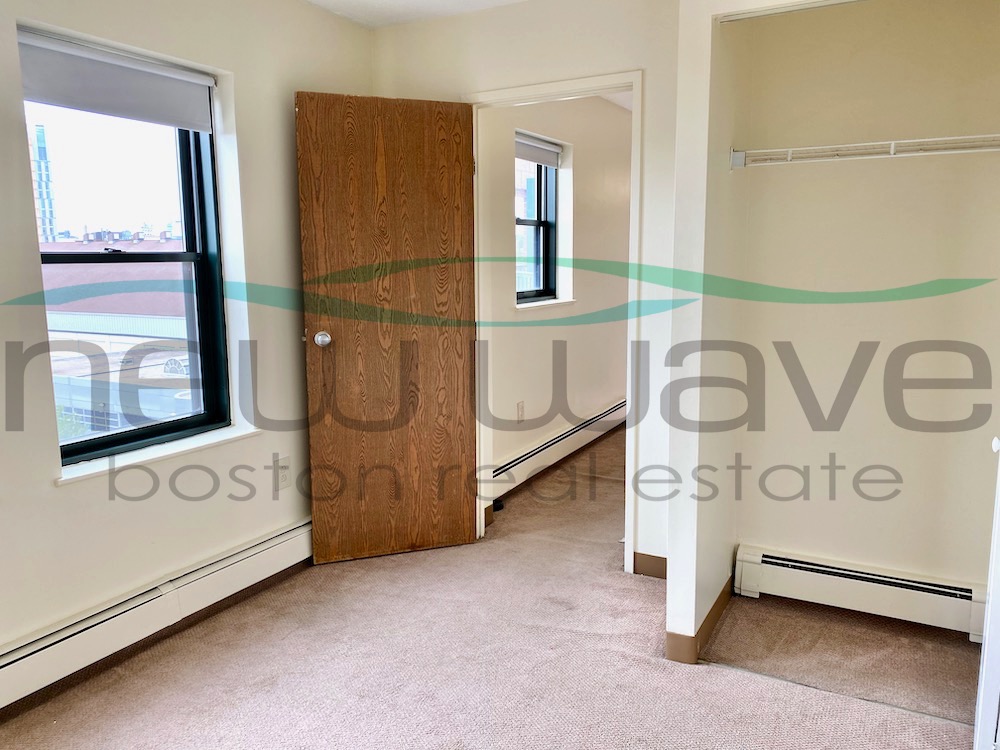 400 Massachusetts Ave, South Boston