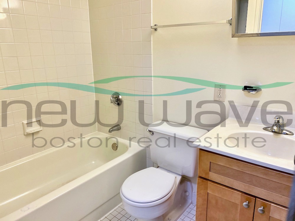 400 Massachusetts Ave, South Boston