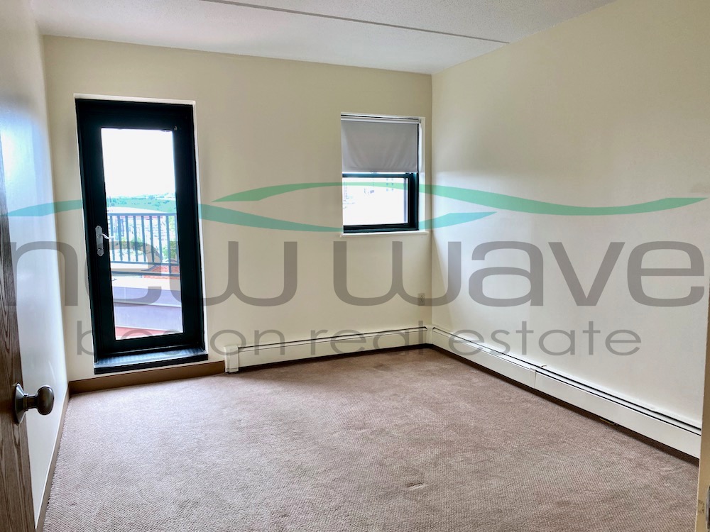 400 Massachusetts Ave, South Boston