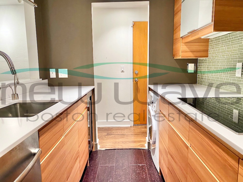 77 Waltham St, South End