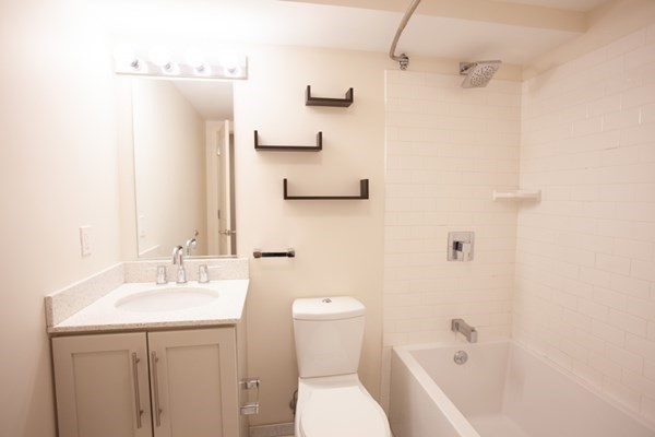 57 North Washington St, North End