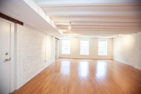 57 North Washington St, North End