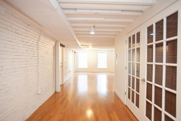 57 North Washington St, North End