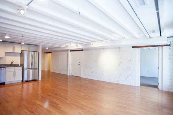 57 North Washington St, North End