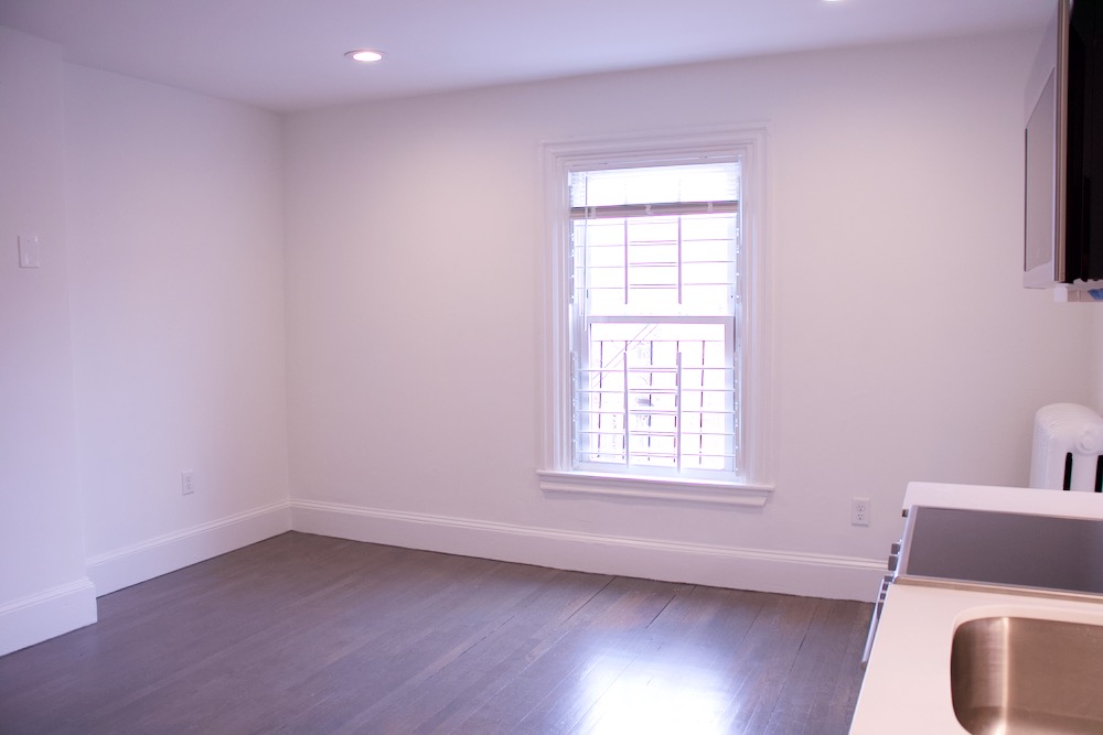 225 Newbury St, Back Bay