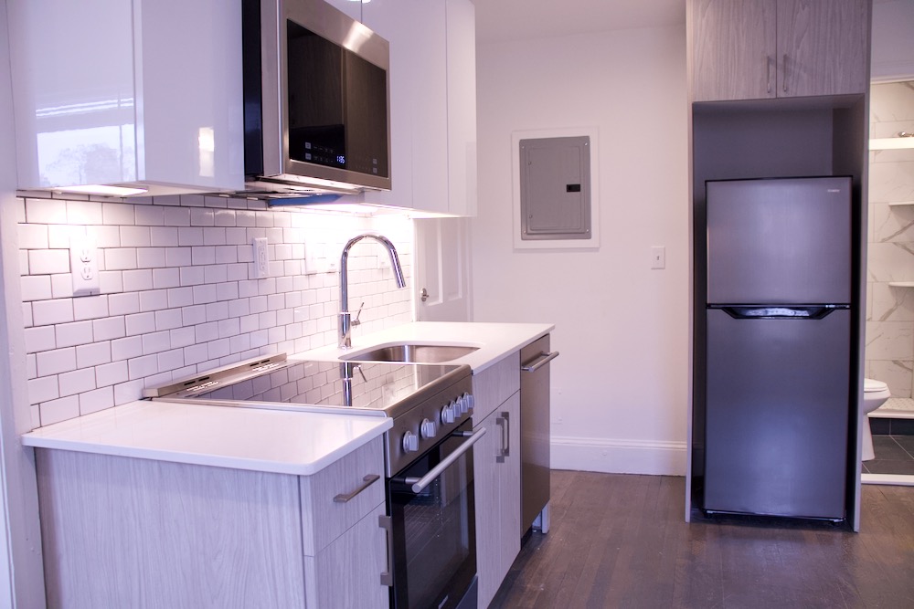 225 Newbury St, Back Bay