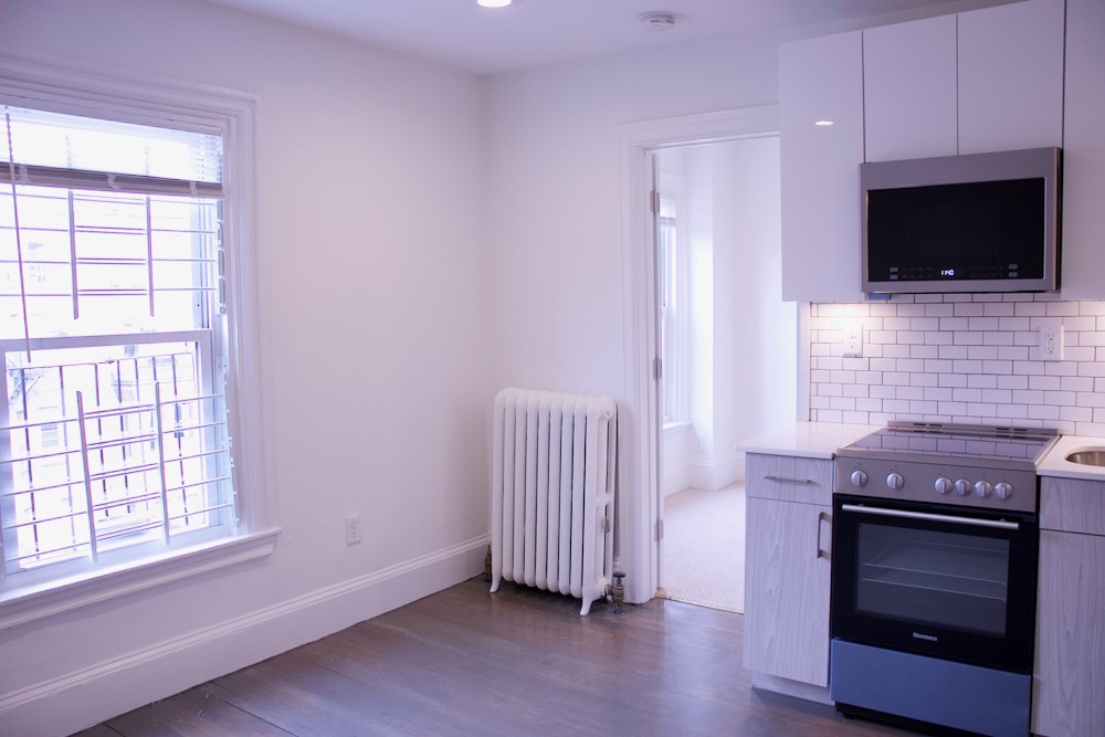 225 Newbury St, Back Bay