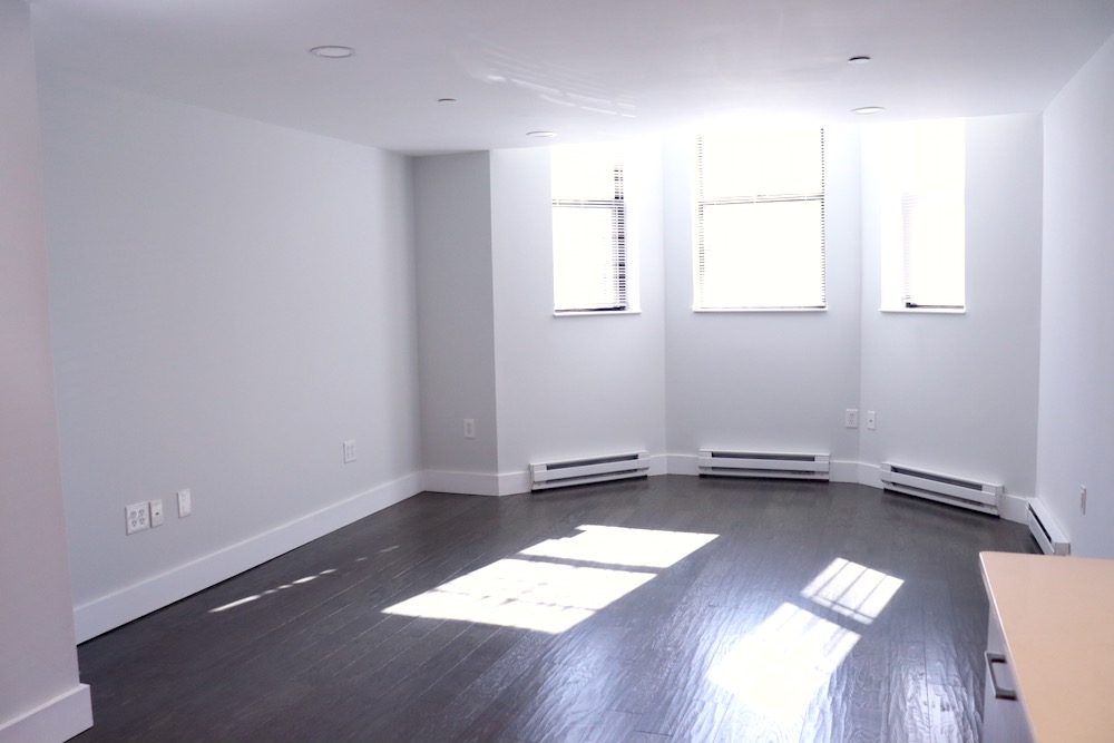 98 Queensberry St, Fenway