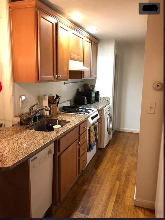 51 Hemenway St, Fenway