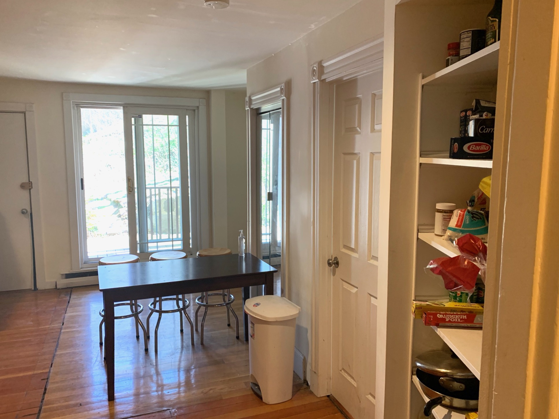 20 Sunset St, Mission Hill