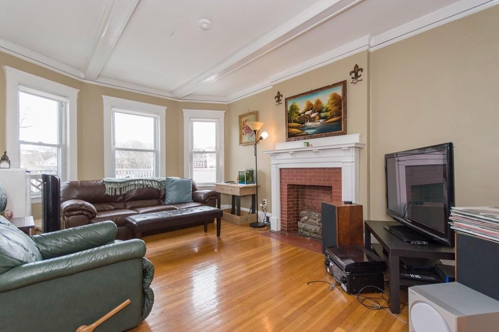 419 Huntington Ave, Jamaica Plain