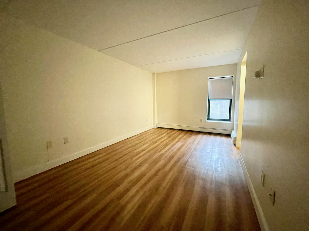 400 Massachusetts Ave, South End