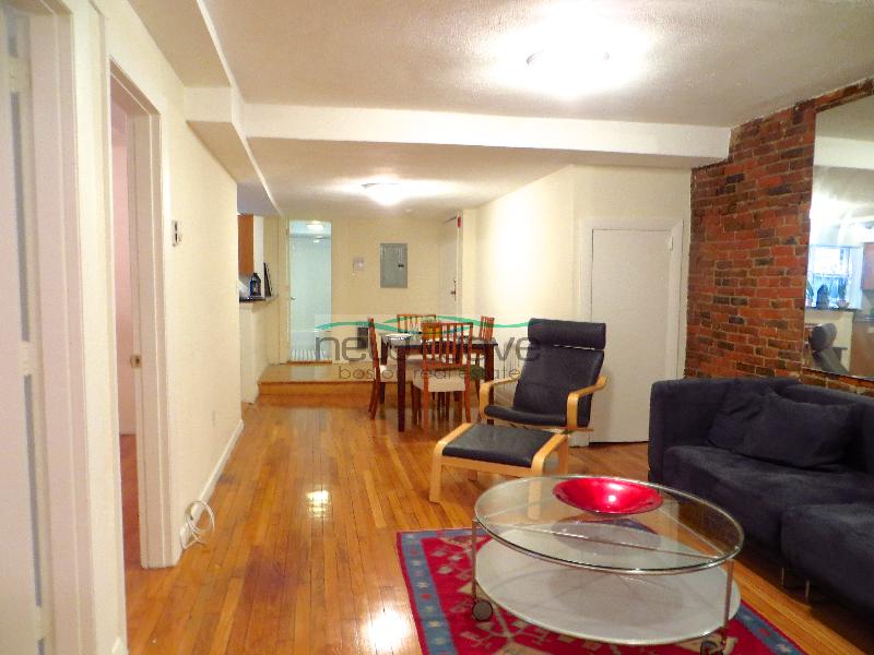 16 Cumberland St, Back Bay