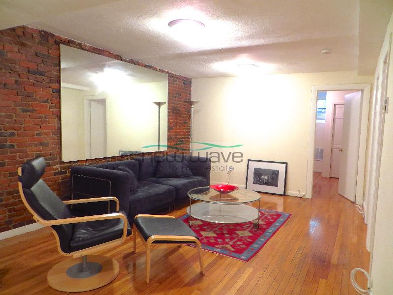 16 Cumberland St, Back Bay