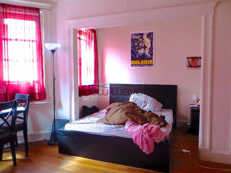 1179 Boylston St, Fenway