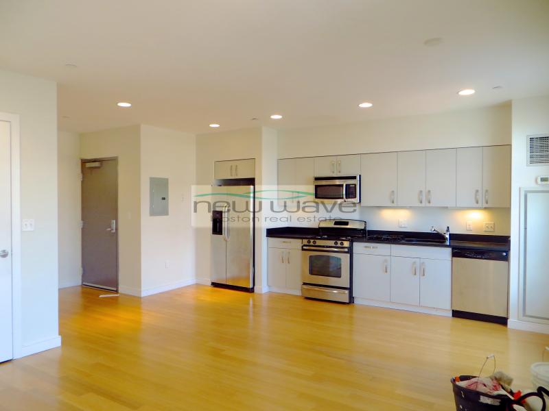 601 Albany St, South End