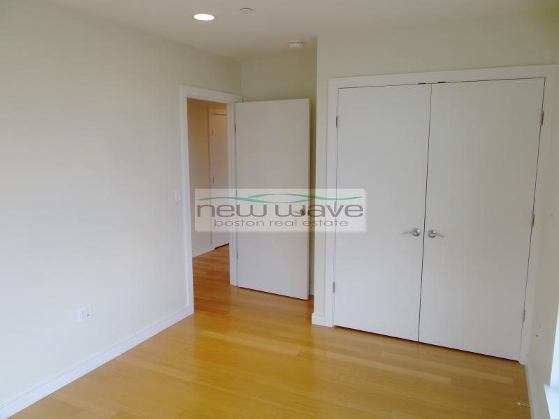 601 Albany St, South End