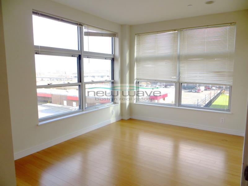 601 Albany St, South End