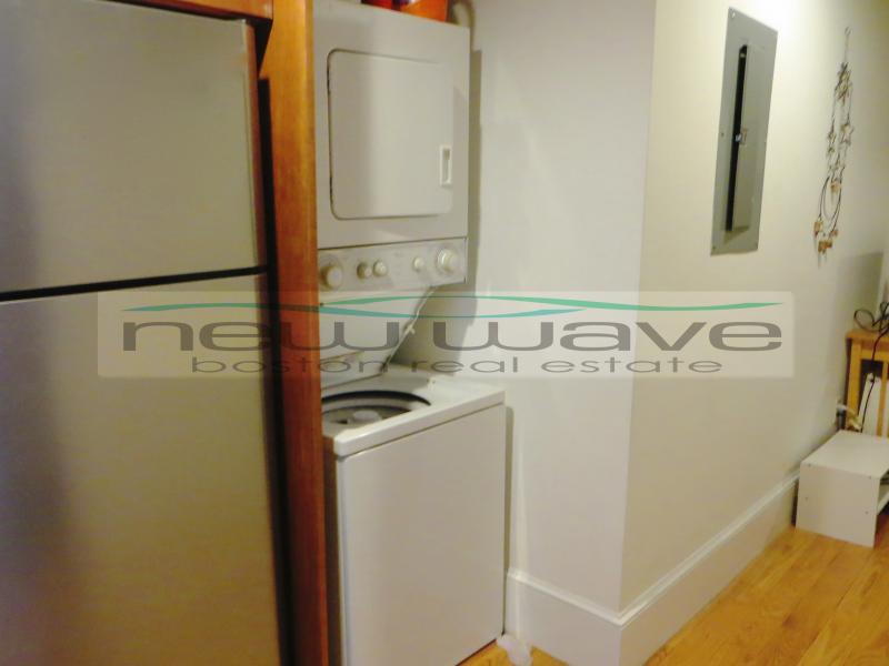 64 Louis Prang St, Fenway