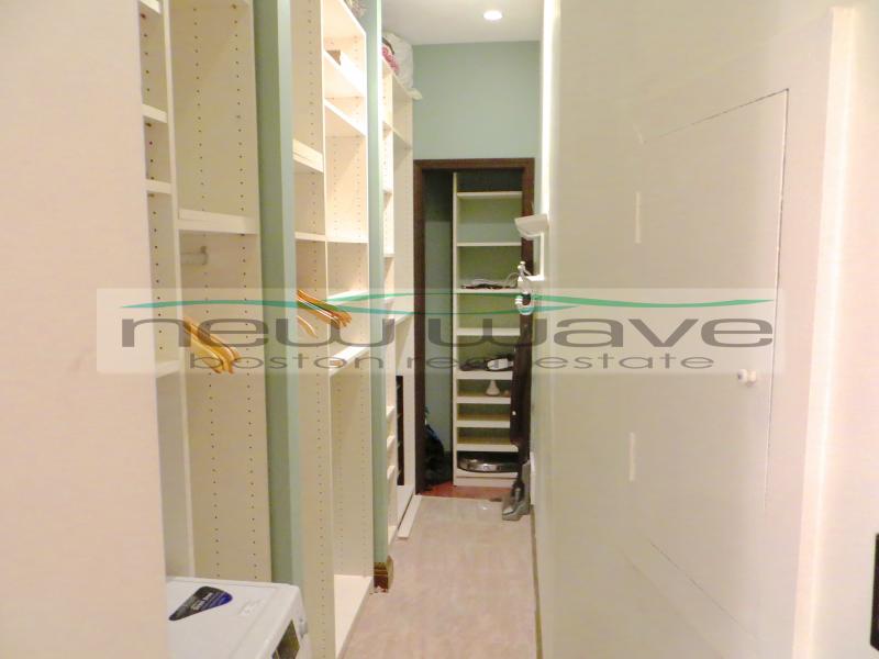 326 Darmouth St, South End