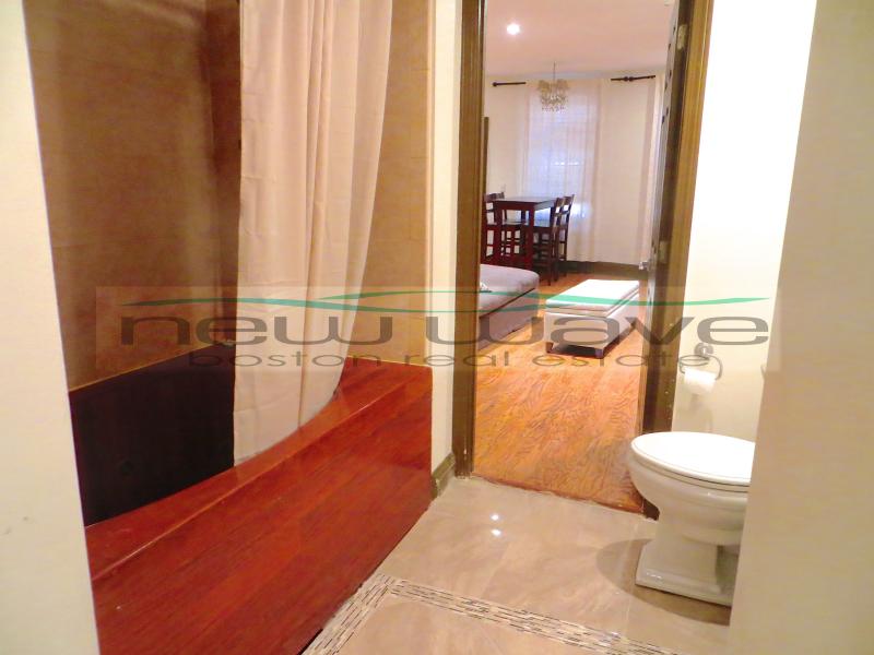 326 Darmouth St, South End