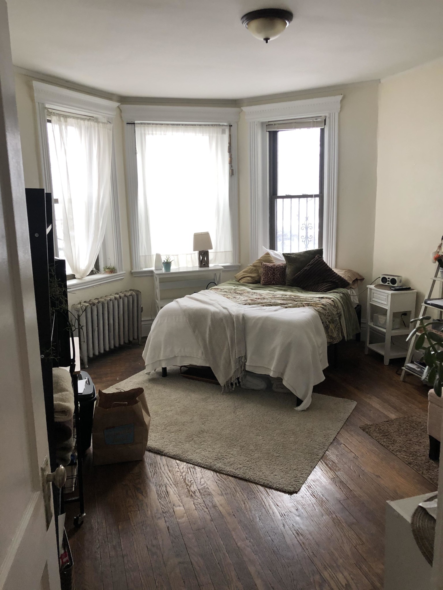 64 Charlesgate E, Fenway