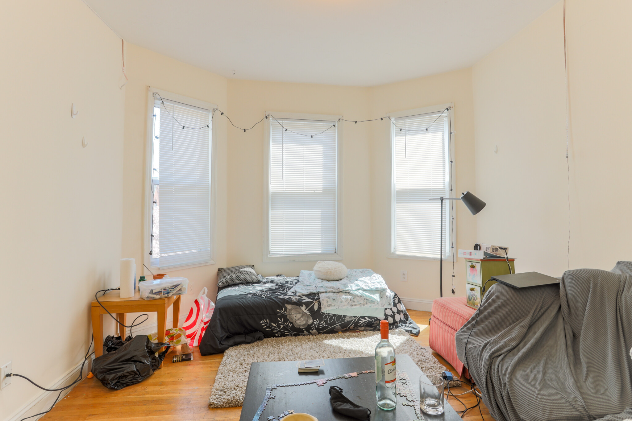 733 Parker St, Mission Hill