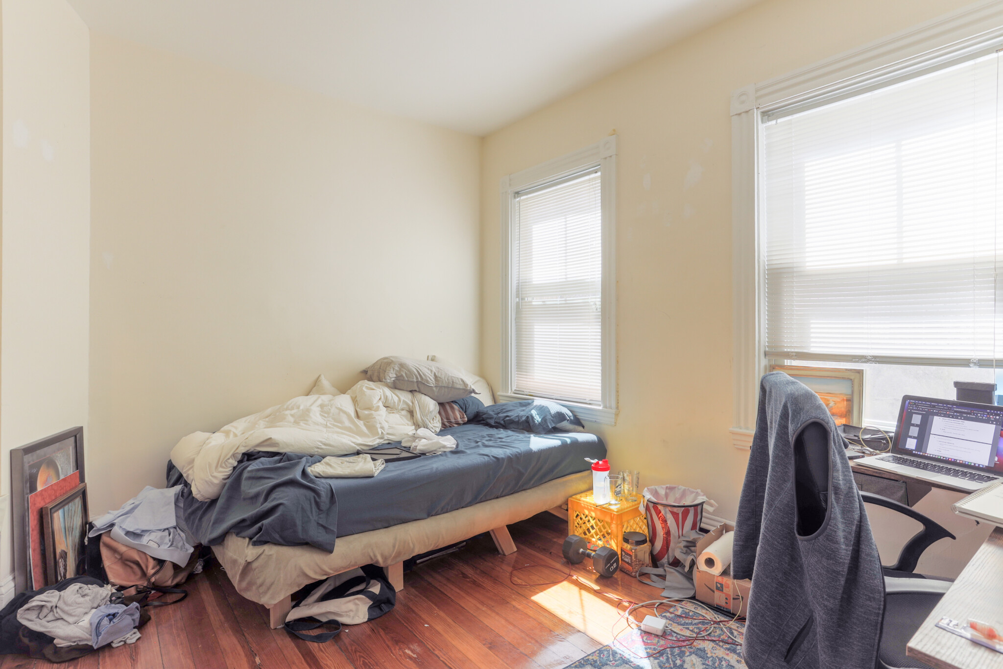 20 Sunset St, Mission Hill