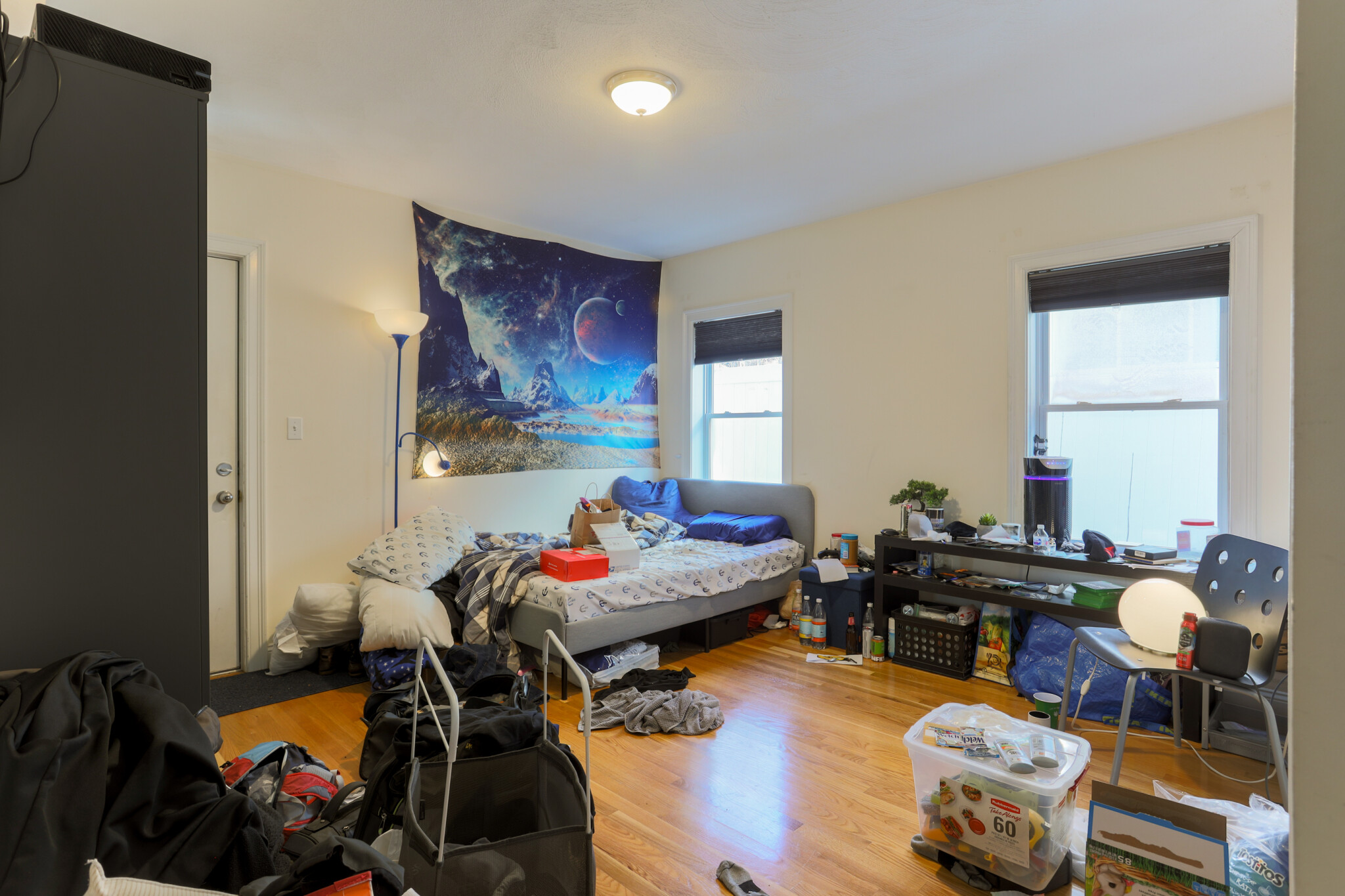 128 Hillside St, Mission Hill