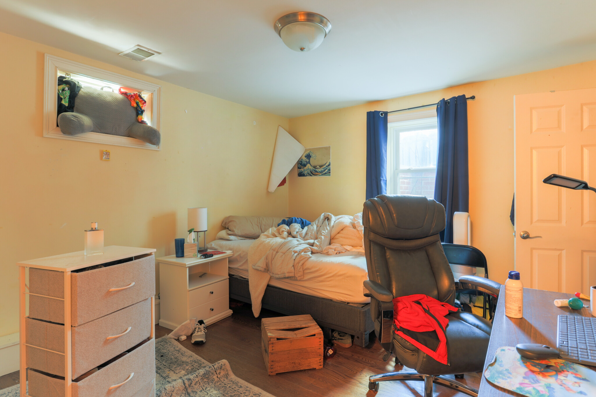 26 Saint Albans Rd, Mission Hill