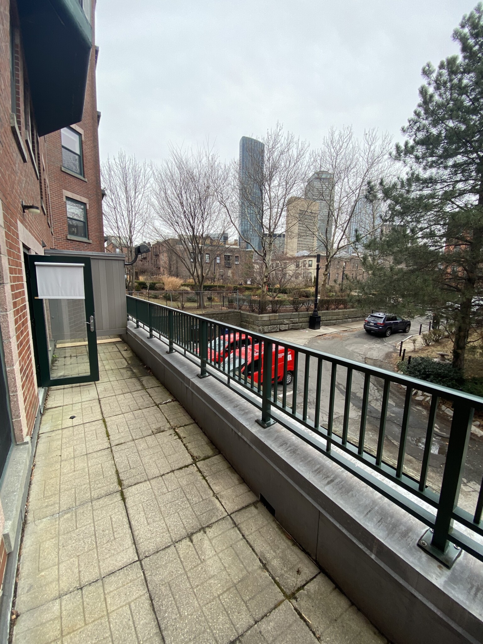 402 Massachusetts Ave, South End