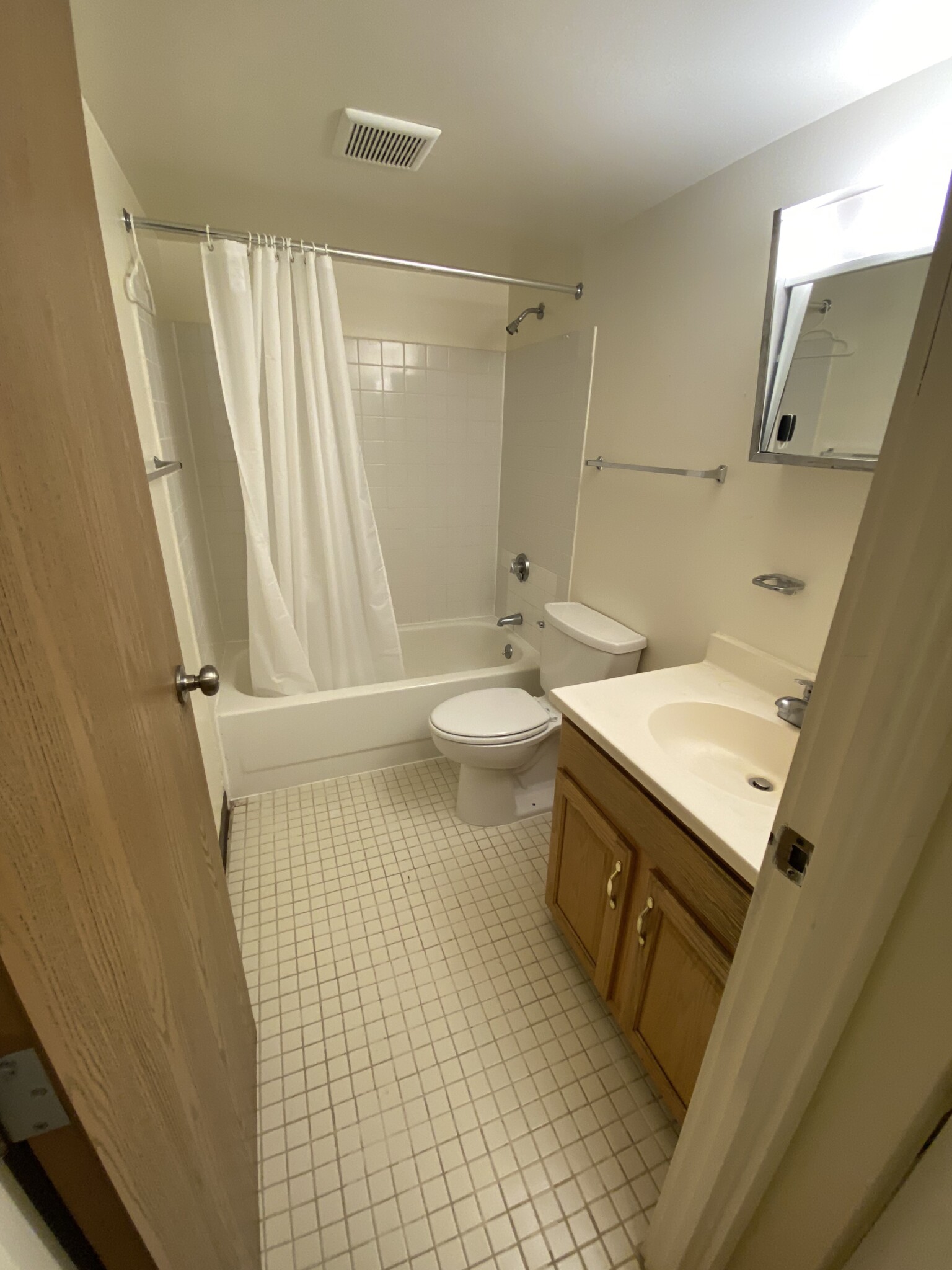 402 Massachusetts Ave, South End