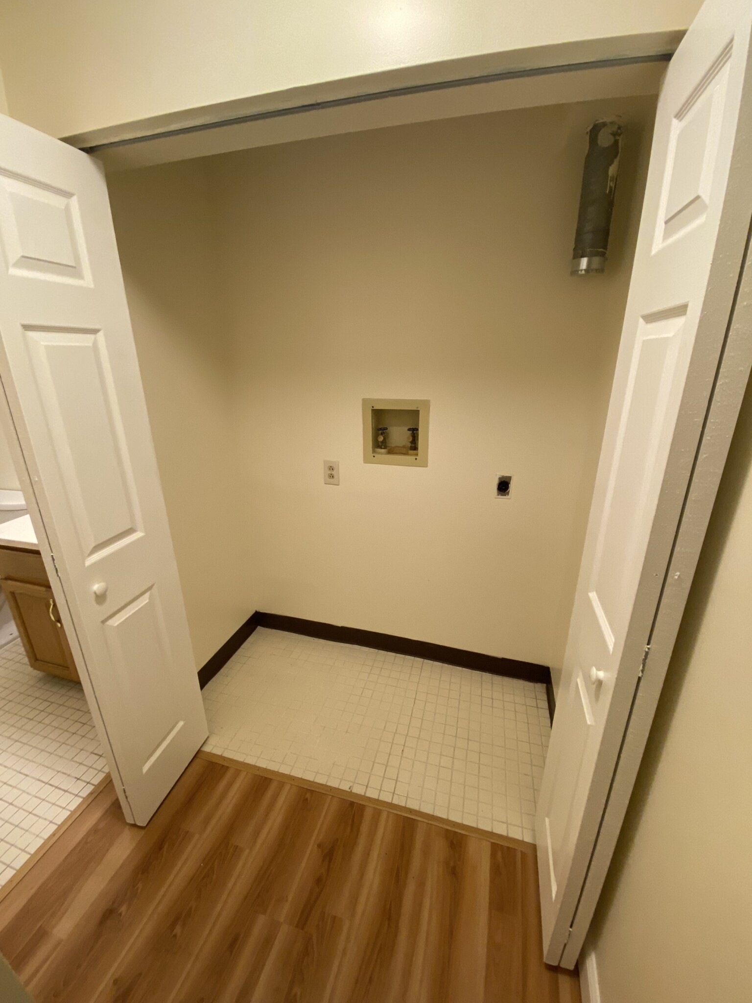 402 Massachusetts Ave, South End